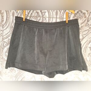 a new day Women's Black Athletic Shorts